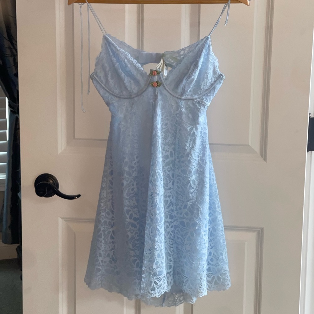 FOR LOVE & LEMONS Creamsicle Lace Slip Dress 27985 Light Baby Blue Flower Medium - Picture 4 of 9